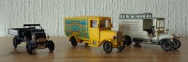 Märklin 1889, 3 Oldtimer "Lieferwagen", H0