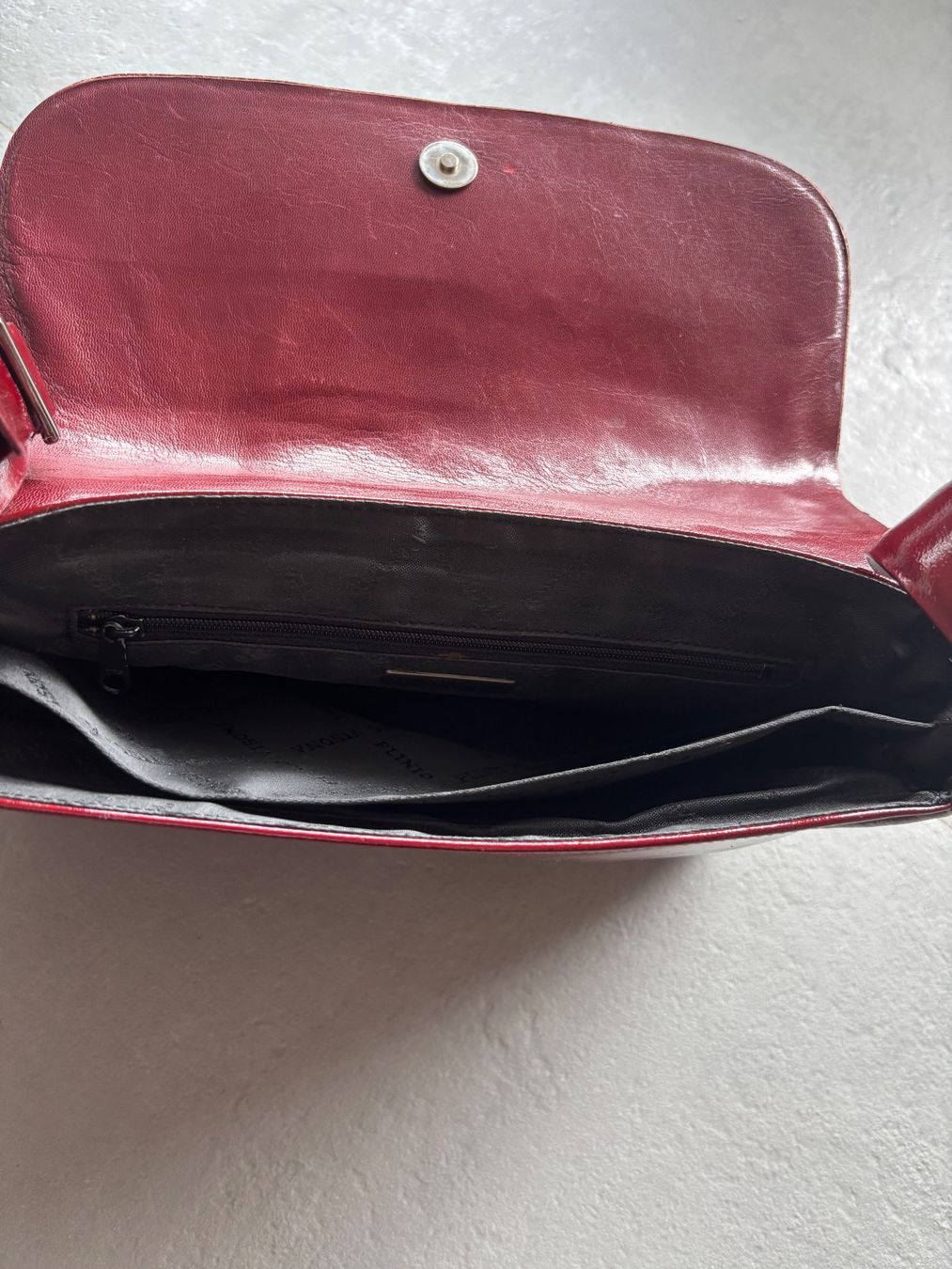 Taschen für Damen: Rote Handtasche von Plinio Visona – Gebraucht aus Stalden VS von ile_ld6t 5