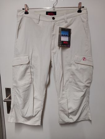 Fjällräven Calafate Trouser Gr.46, helles beige, NEU