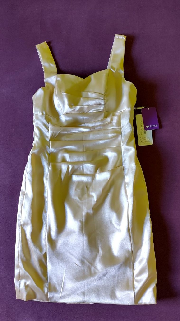 Vestiti: Kleid Cremefarben/ Champagner – Nuovo (secondo la descrizione) da Muhen venduto da sabu007