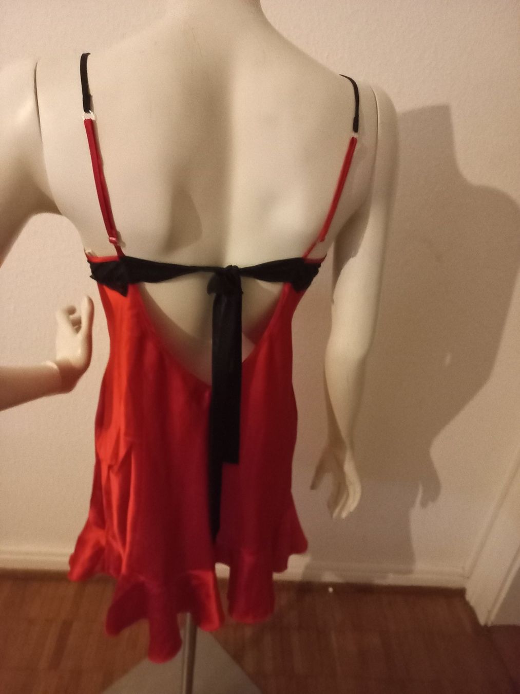 Altra biancheria intima: Nachthemd – Usato da Basel venduto da zaa_7ft5 1