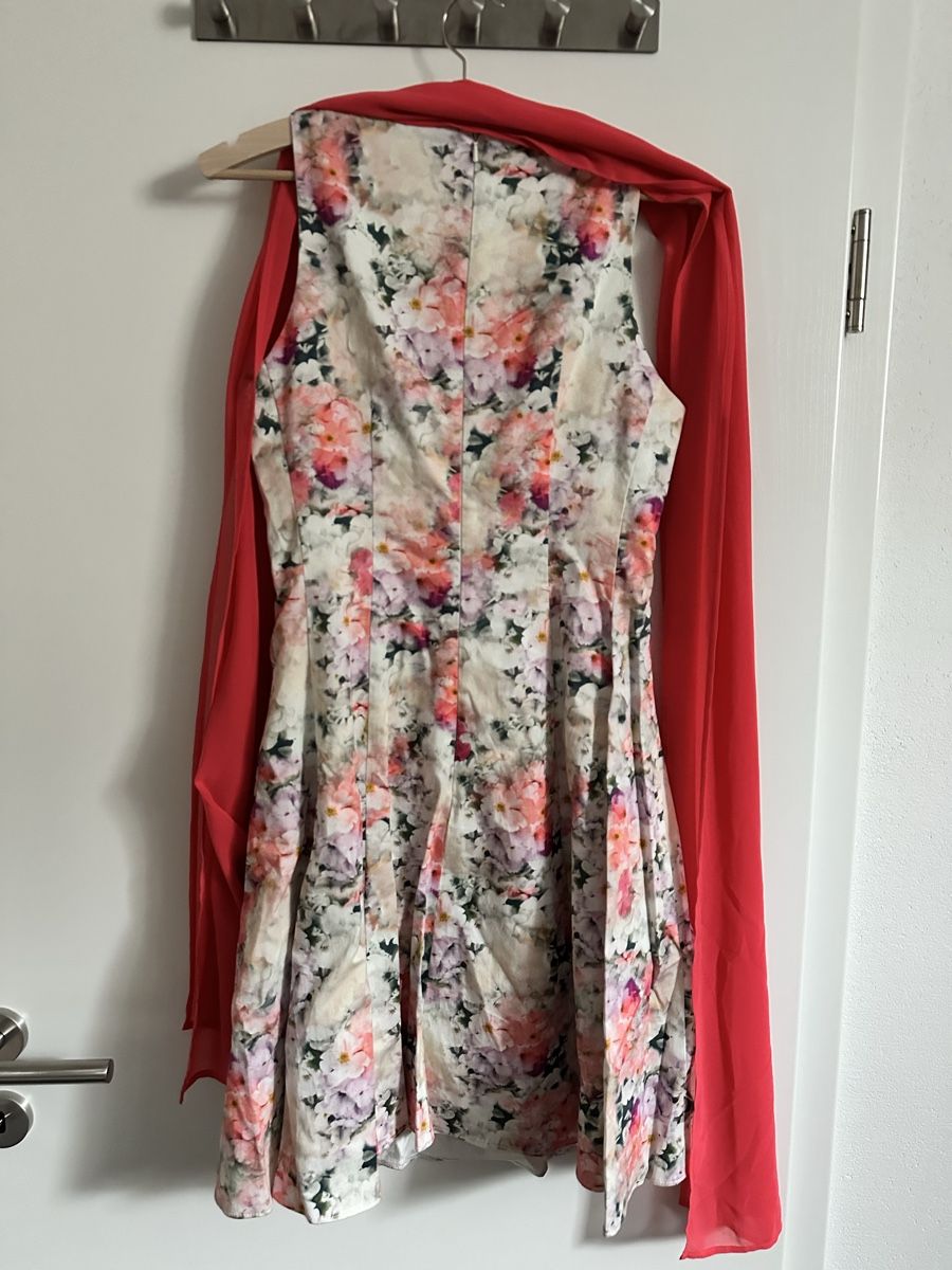 Vestiti: Festliches Kleid Coast – Usato da Bever venduto da Elischen21 2