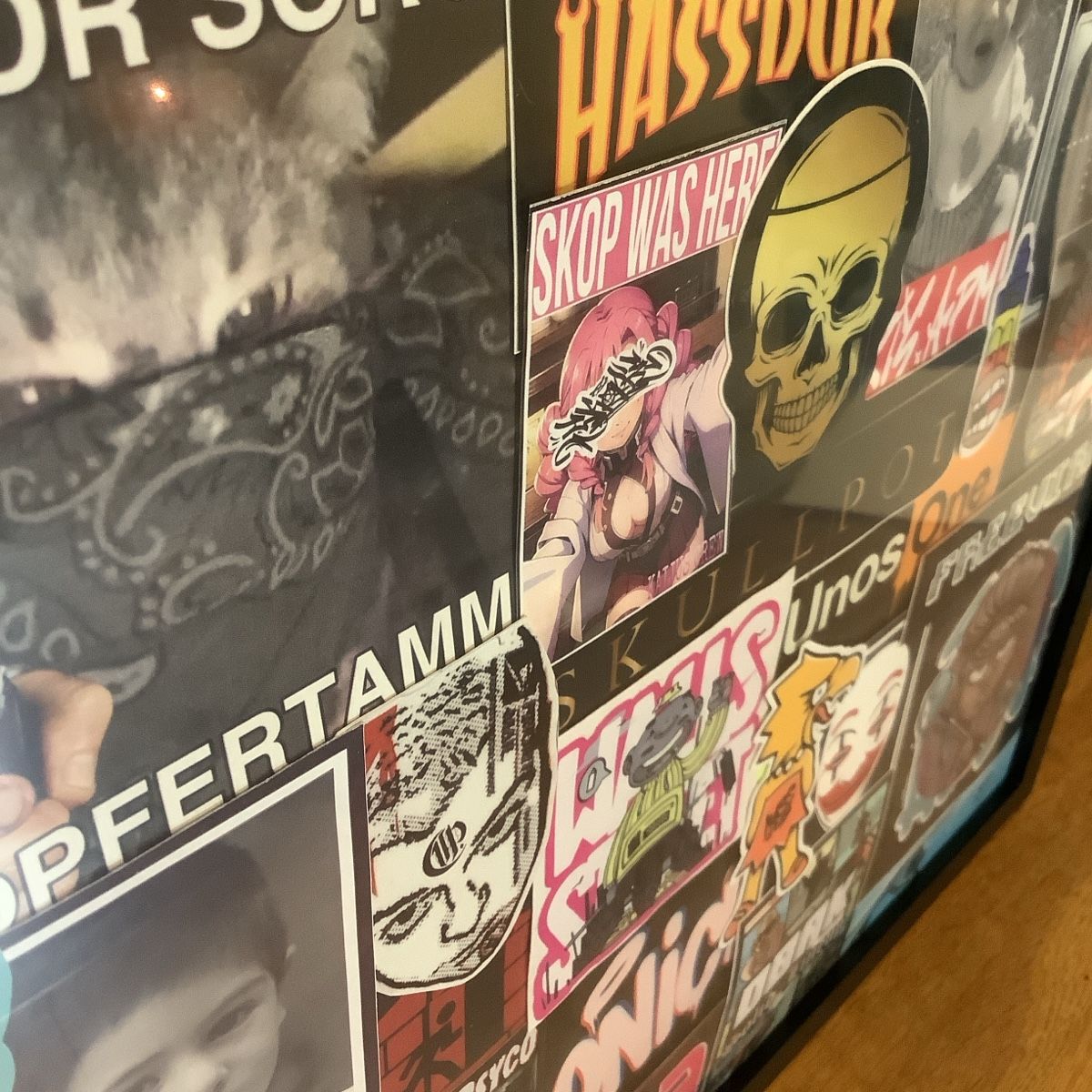 Foto & Immagini: Sticker Bild/Collage von Graffslaps.ch – Nuovo (secondo la descrizione) da zürich venduto da NickLos_26 3