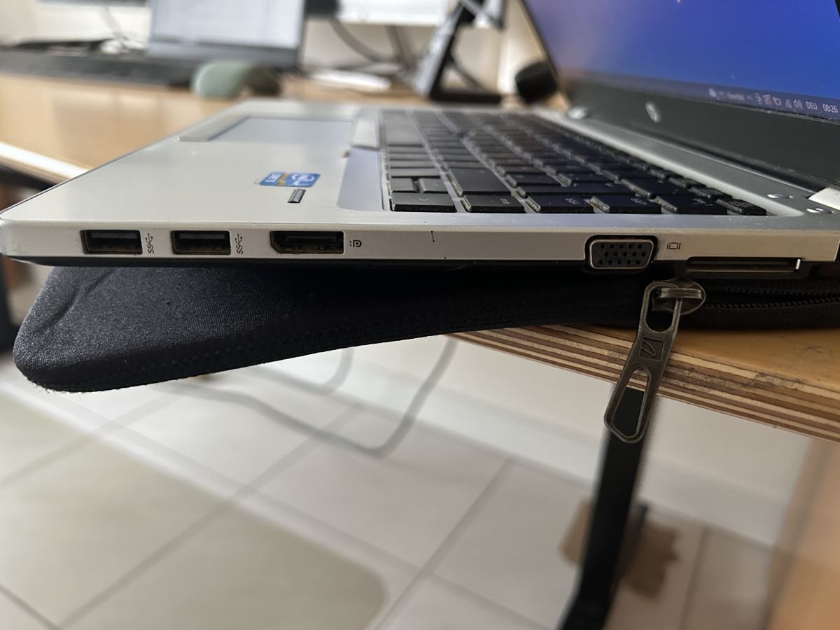 Hewlett Packard Notebook: Notebook HP Elitebook 16GB Ram – Usato da Schaanwald venduto da kue_cv5n 2