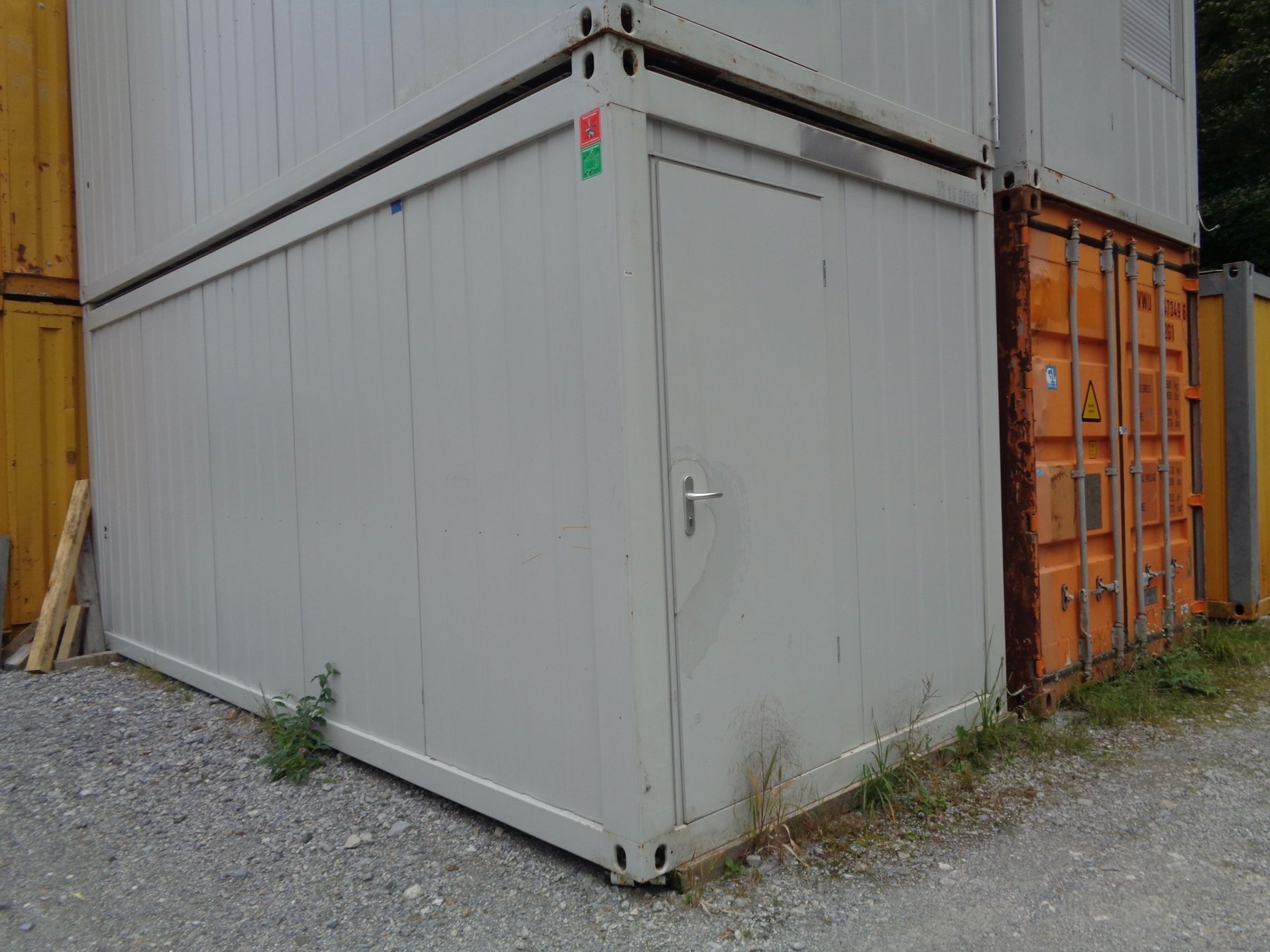 Contenitori edile: Container, isoliert,  ca. 6 x 2.5 m – Usato da Alpnach Dorf venduto da vieuxhenri 1