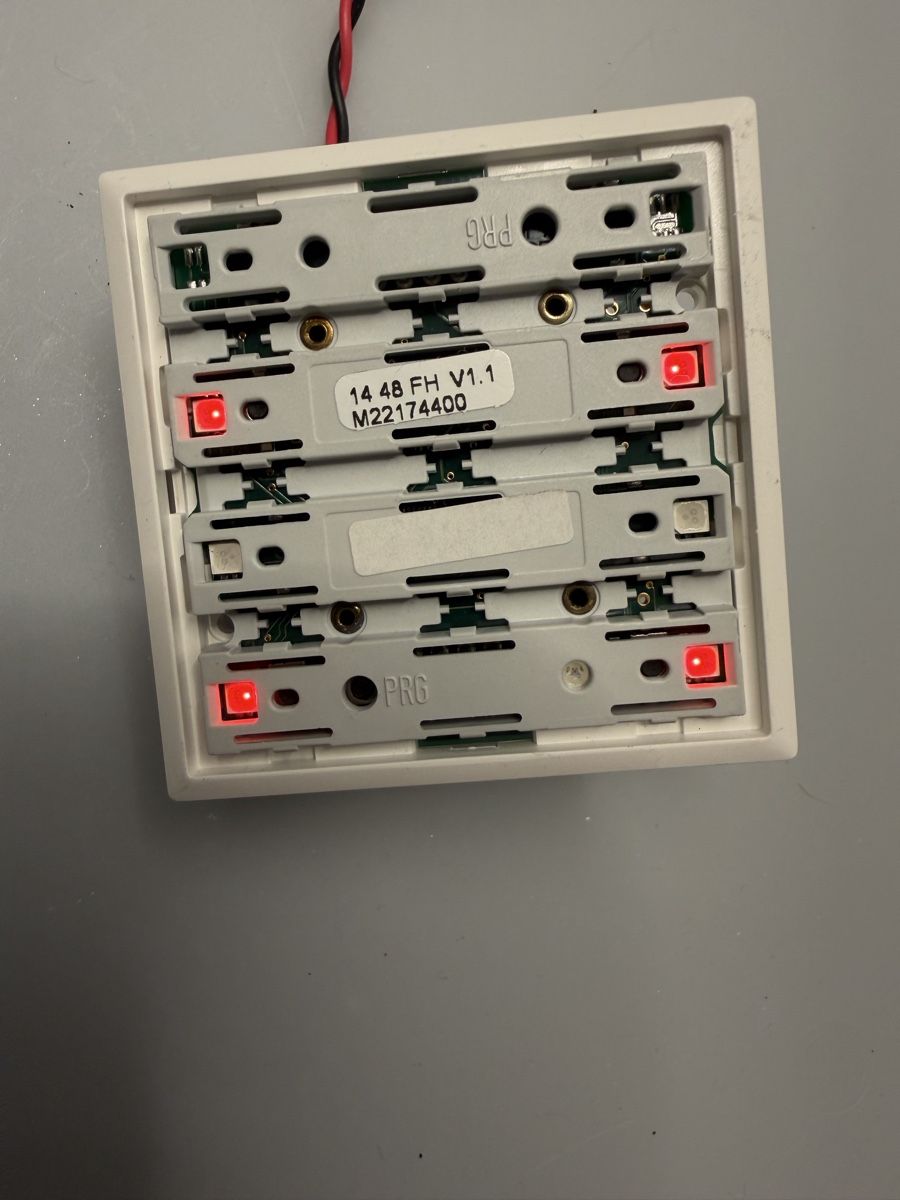 Feller Interruttori: Taster KNX Feller 4704 – Usato da Neuheim venduto da Sandokan39 2