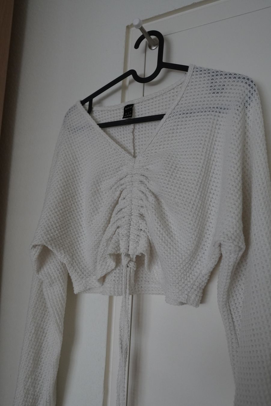 Top: Top blanc texturé à lien – Taille XS – Usato da Onex venduto da Magou_31