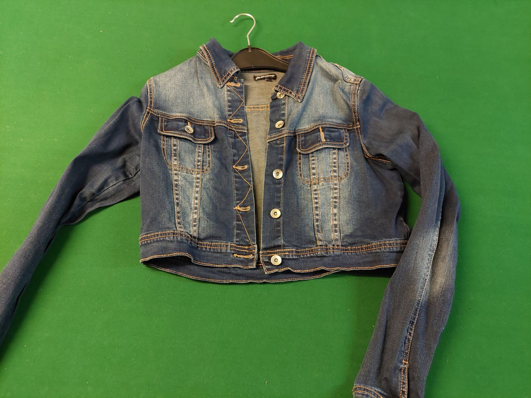 Giacche: Jeansjacke Grösse 40 – Usato da Wynau venduto da Meysi