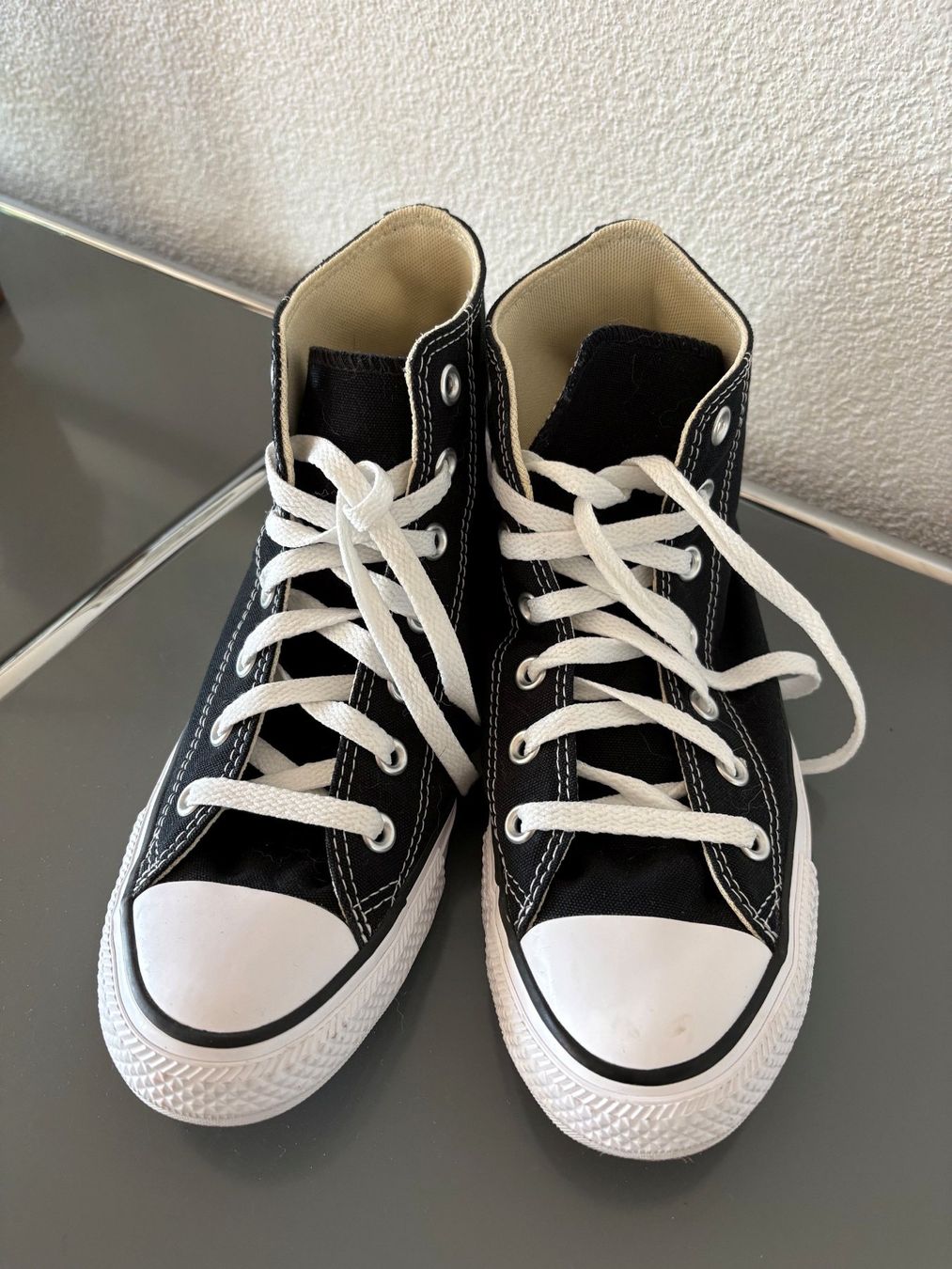 Herrenschuhe: Converse Schuhe 39 – Gebraucht aus Bellach von 2ndBox 1