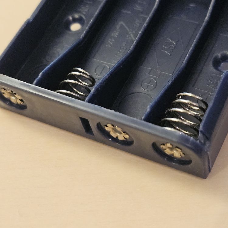 Storacell Powerpax CR123 Batteriehalter 4er Set Schwarz - Kompakte & Sichere Aufbewahrung Für 4 CR123 Batterien