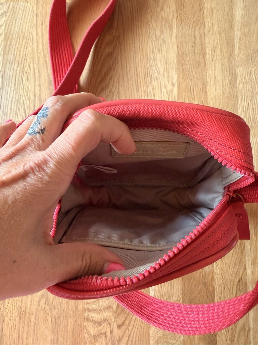 Lacoste Sacs: Umhängetasche LACOSTE – D'occasion à Vorderthal par Naja710 3