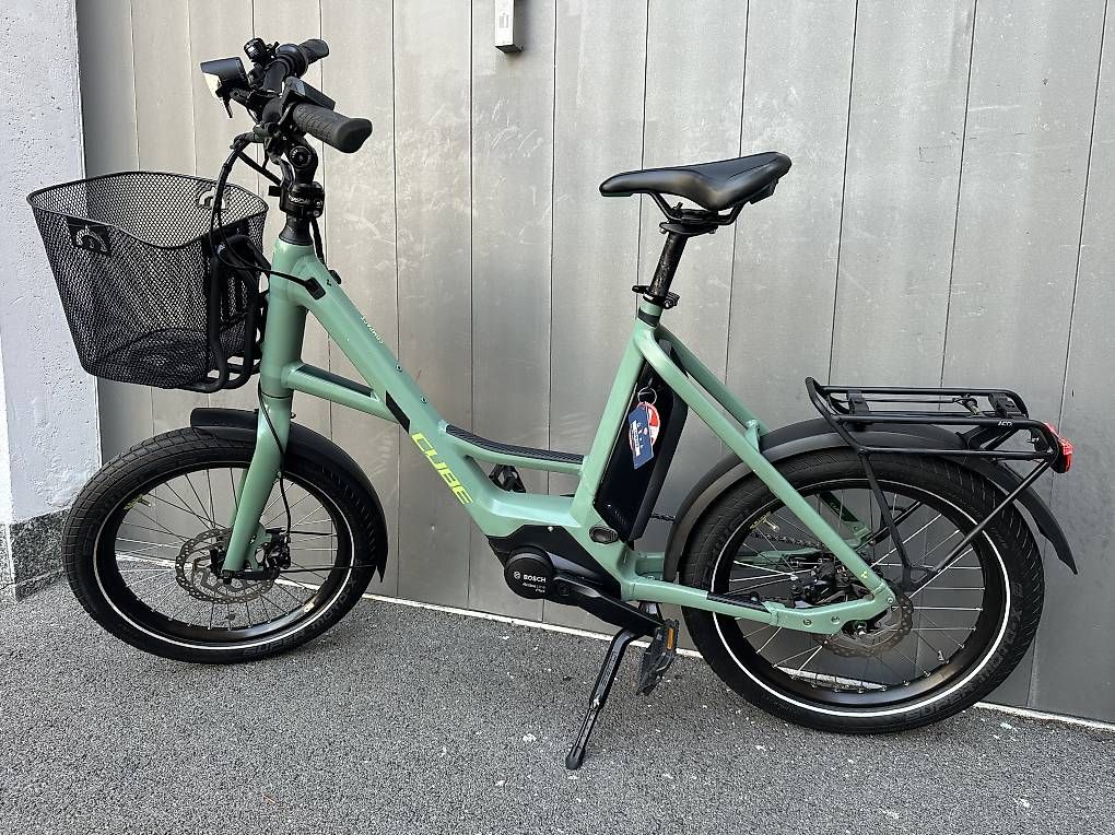 Vélos: E-bike Cube Compact 20 ottimo stato  – D'occasion à Quartino par DiloUsato 3