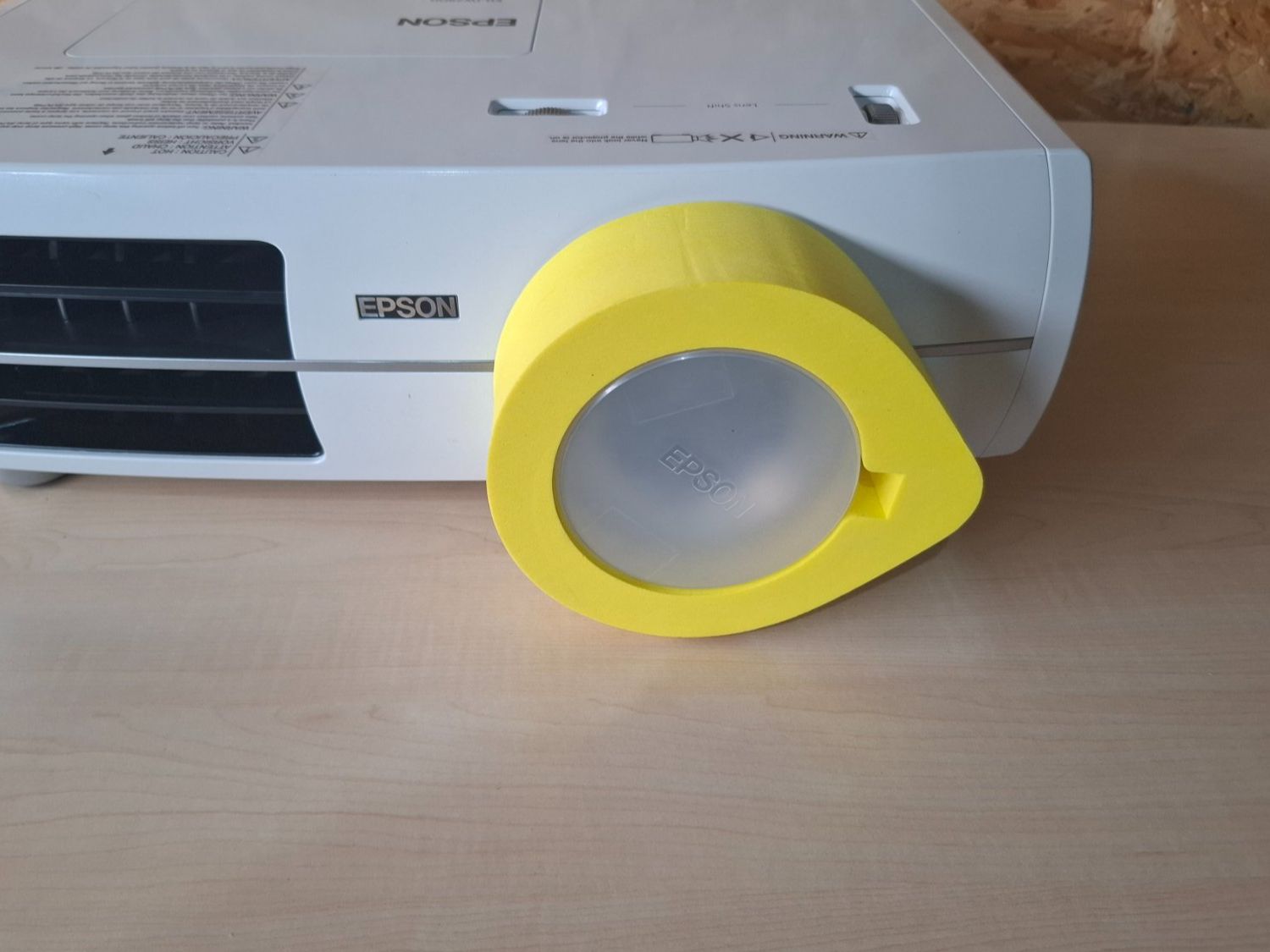 Epson Proiettori: Epson EH-TW2900 Projektor – Usato da Brügg BE venduto da POU-BELLE 1