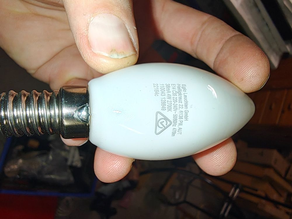 Lampes: Schreibtischlampe E14 Fassung mit LED Leuchtmittel – D'occasion à Brislach par d.baumgartner.82 4