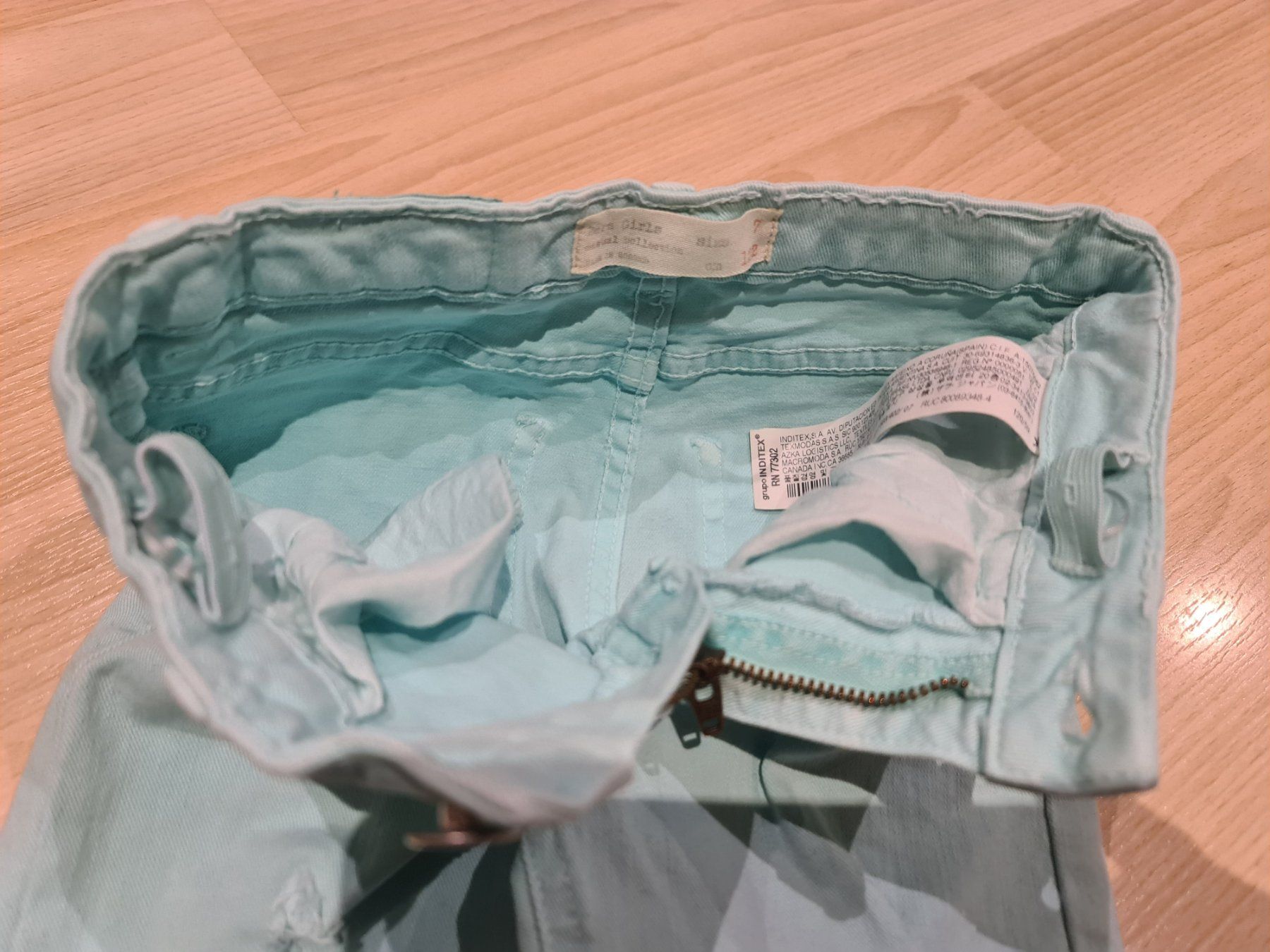 Zara Hosen: Coole Mädchen-Jeans von Zara – Gebraucht aus Fehraltorf von Sumin 5