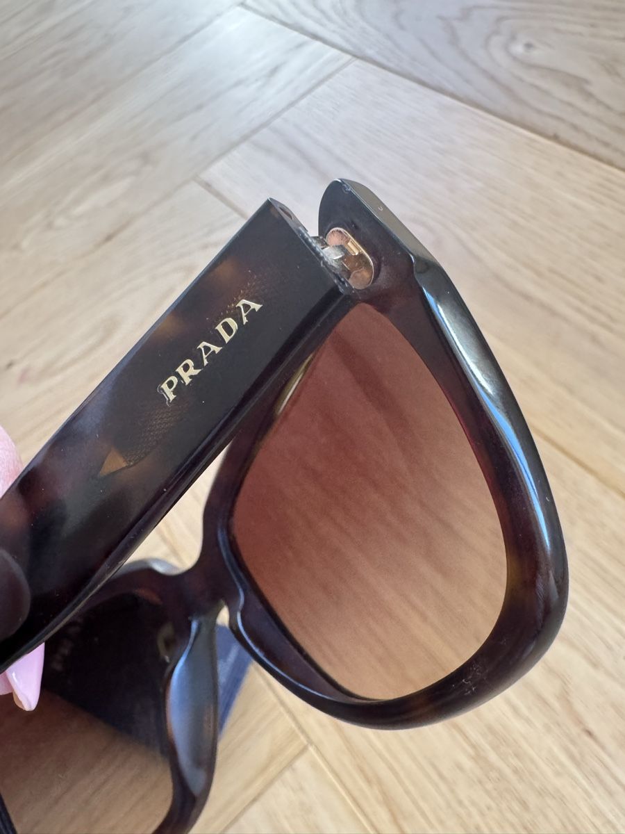 Prada Occhiali & Lenti: PRADA Sonnenbrille Damen – Usato da Zürich venduto da milenaxx 5