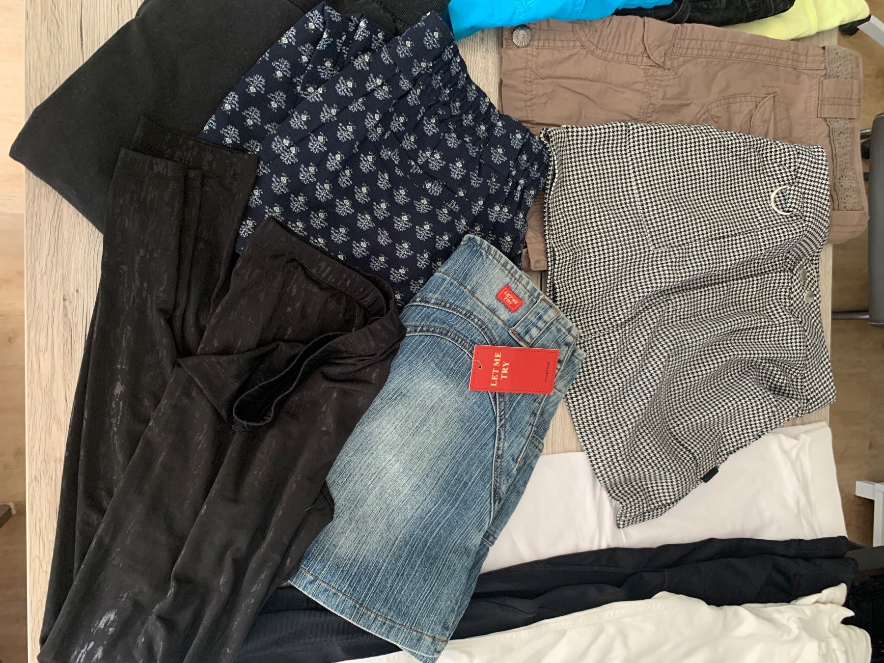Lotti di vestiti: Markenkleider, Kleiderpaket Gr.M – Usato da Niederhasli venduto da Nati134 4