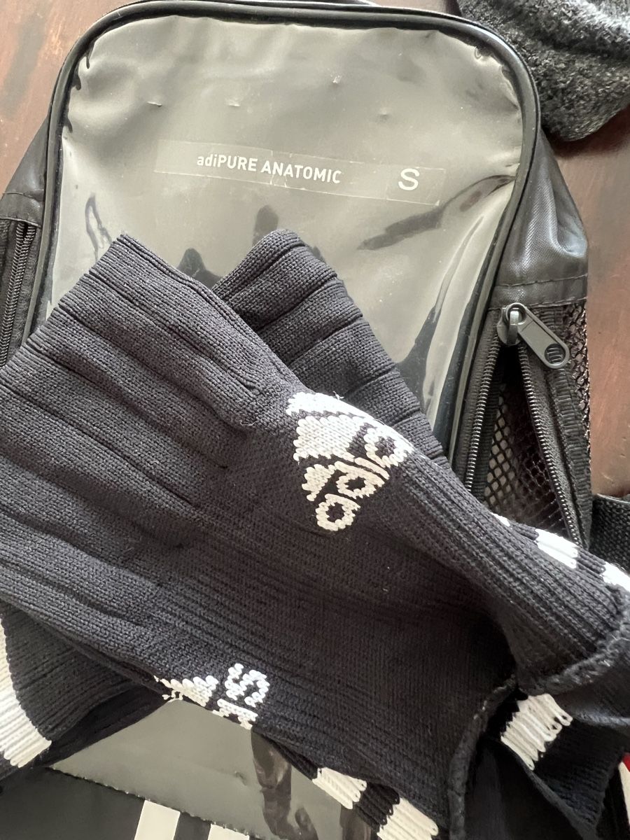 Lotti & Set di vestiti: Sportbekleidung Set 7 Grösse 140 – Usato da Zollikon venduto da Peiler01 7