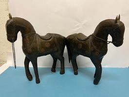 Chevaux en bois et  cuivré