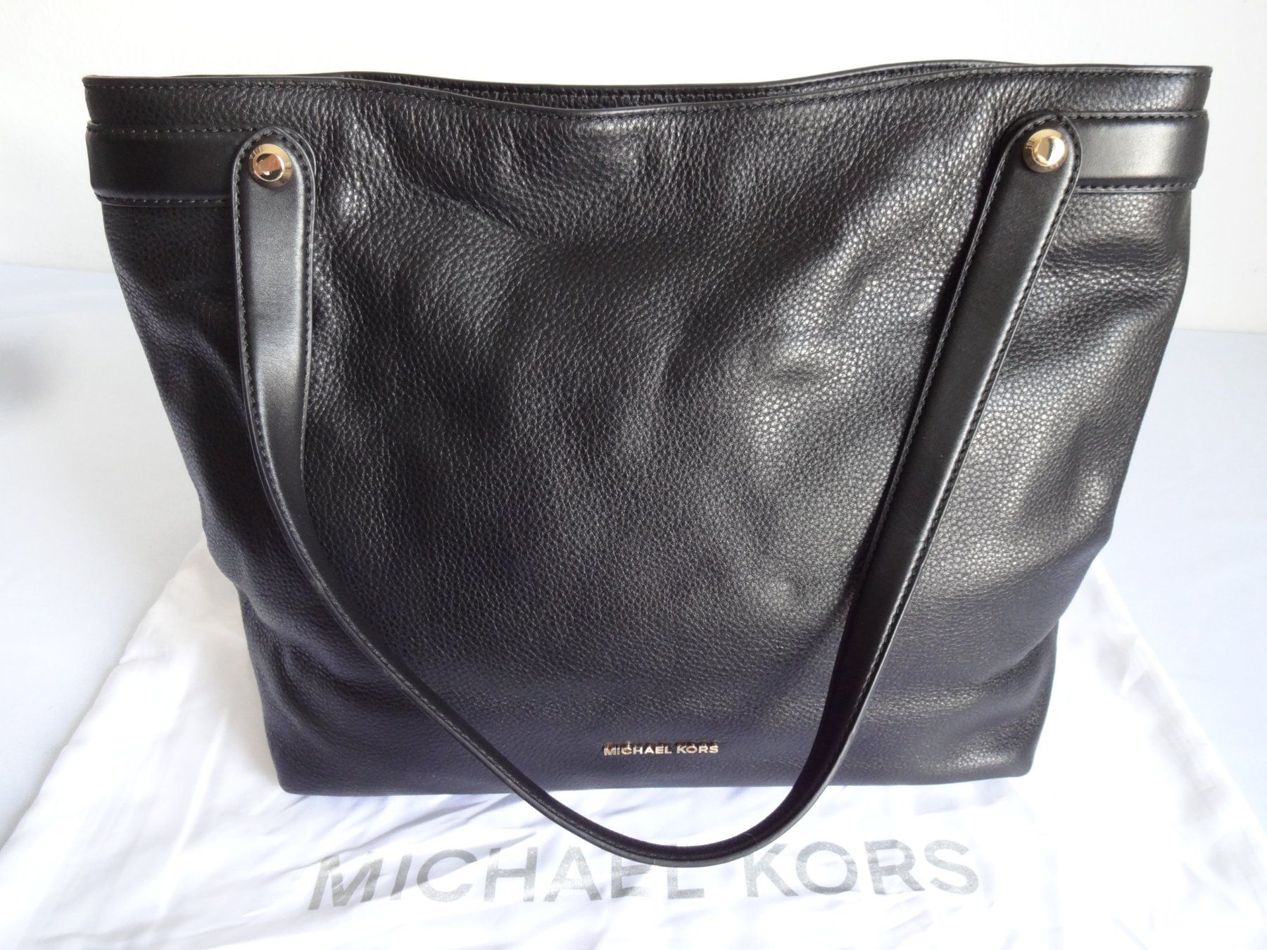 Michael Kors Borse da donna: "" MICHAEL KORS "" Hand /Umhängetasche – Usato da Frauenfeld venduto da Jahy 3