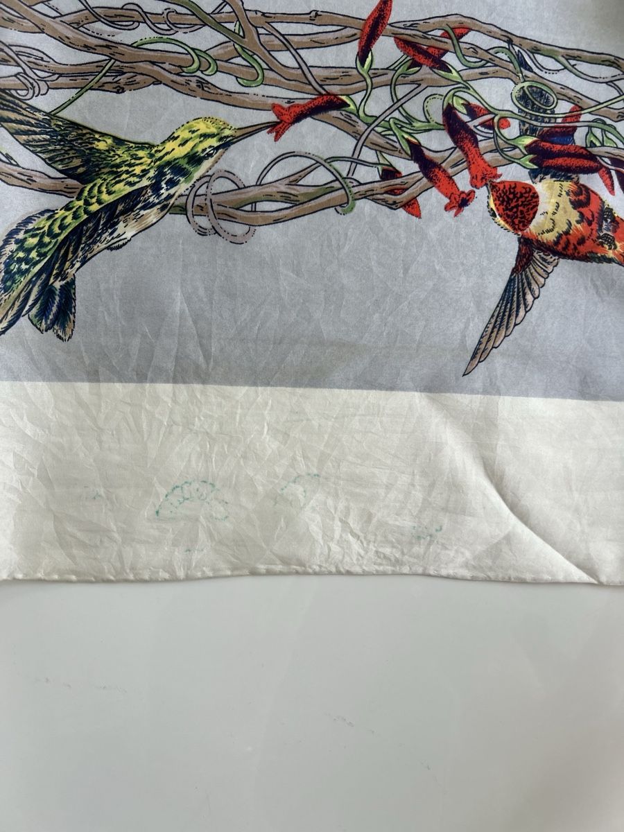 Foulards, Tücher & Schals: Silk Scarf Hummingbird Print good condition  – Neu (gemäss Beschreibung) aus Saland von ele_vc96 3