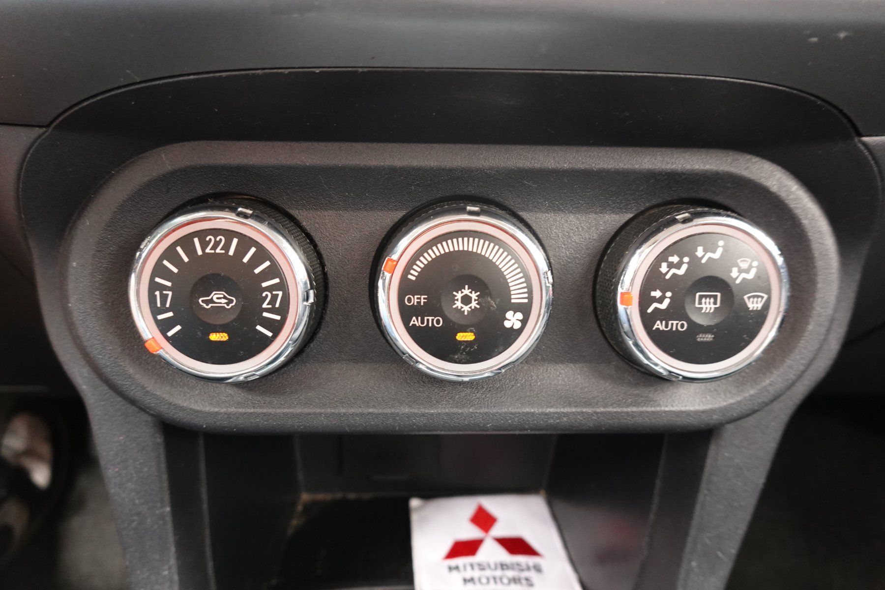 Mitsubishi Autos: Mitsubishi Lancer Sportback 1.8 – D'occasion à Denges par titi613 6