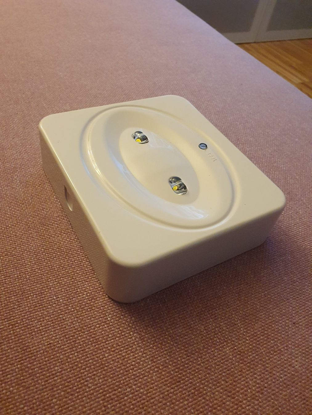 Lampade: Sicherheitsleuchte MICRO D-AP Deckenmontage OHNE Batterie/AK – Usato da Zürich venduto da Alibaba1234