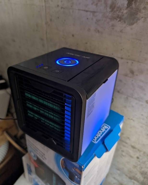 Ventilatori: Ventilator Luftkühler Wasser Licht Neon (NEU) – Nuovo e nell'imballaggio originale da Frauenfeld venduto da Yuriy 2