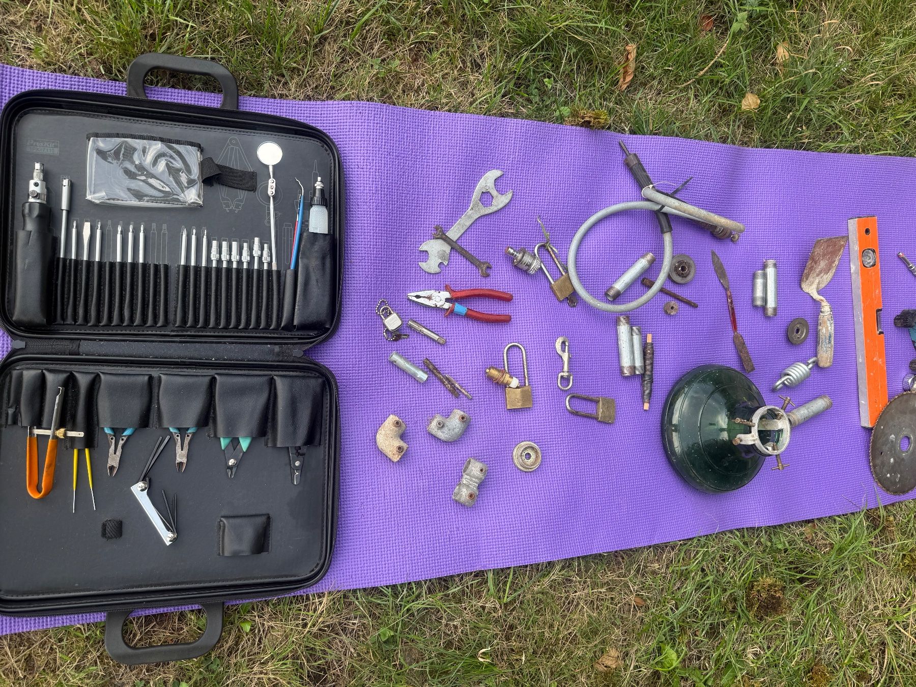 Tous les outils: Werkzeug – D'occasion à Brugg AG par Vale_1 1