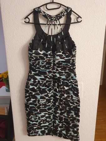 Abend Kleid Marke Swing in gutem Zustand Grösse M
