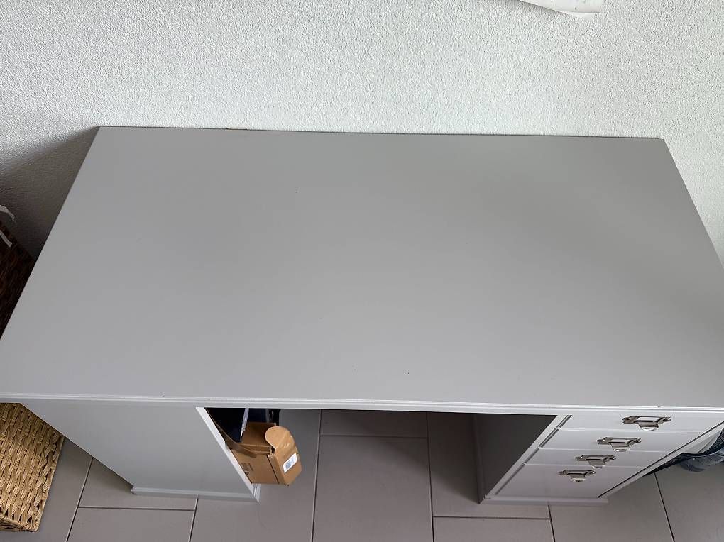 Schreibtische: Stilvoller Schreibtisch IKEA Vebjörn – Gebraucht aus Au von dev_gl7g 1