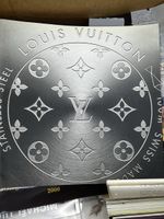 Louis Vuitton Catalogue des montres 2004