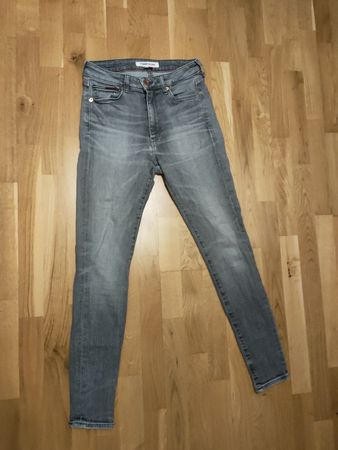 TOMMY JEANS 27/32, schwarz/hell Damen