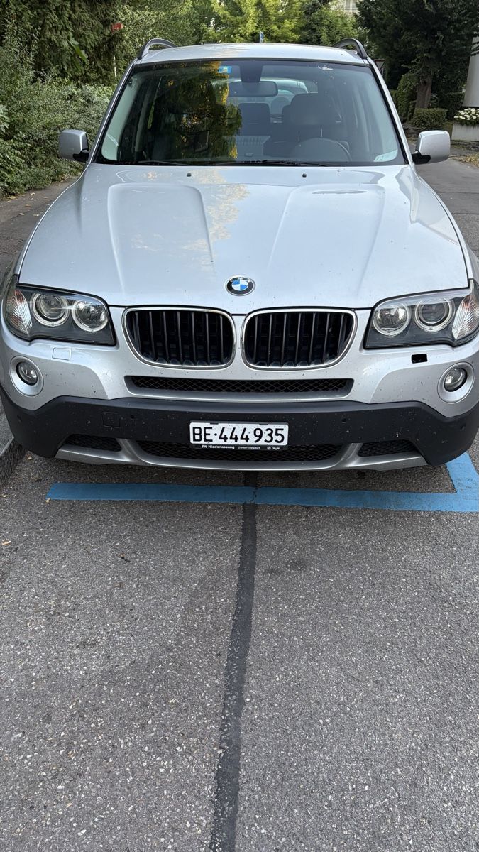 BMW Autos: BMW X3, 2009 Model  – D'occasion à Biel/Bienne par kazanciogluresat 8