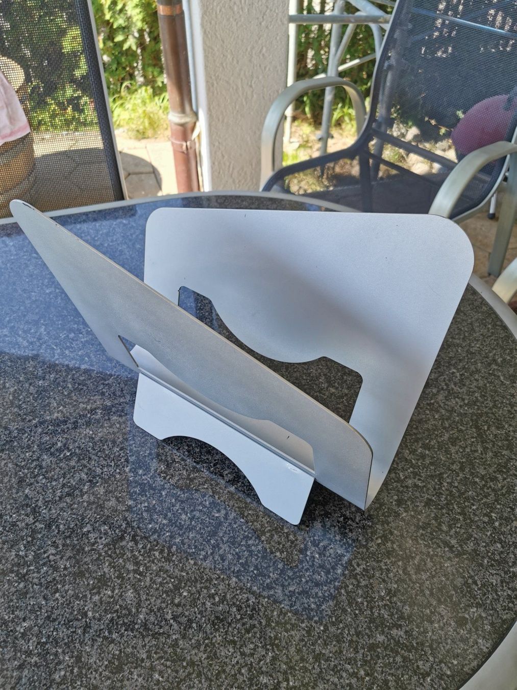 Sonstiges für Haushalt & Wohnen: Zeitungsständer /Altpapierständer silber – Gebraucht aus Boniswil von Totomat-Lady2 1