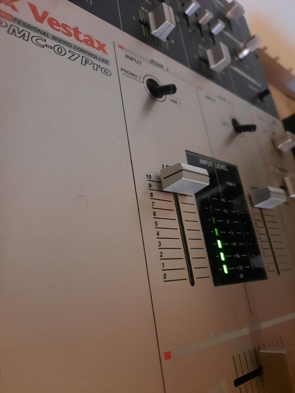 Vestax Mischpulte: Vestax PMC-07 Pro – Gebraucht aus St-Martin FR von karot001 2