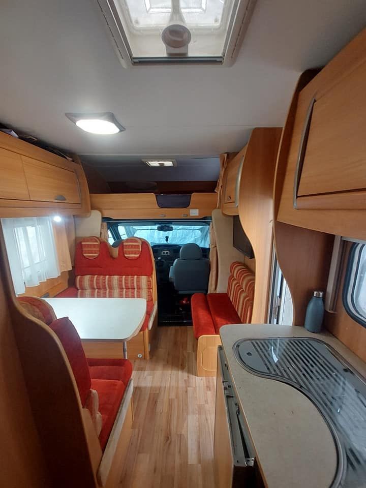 Ford Veicoli da campeggio: Camping-car Ford Trigano Challenger – Usato da Lausanne venduto da ana_7n2y 5