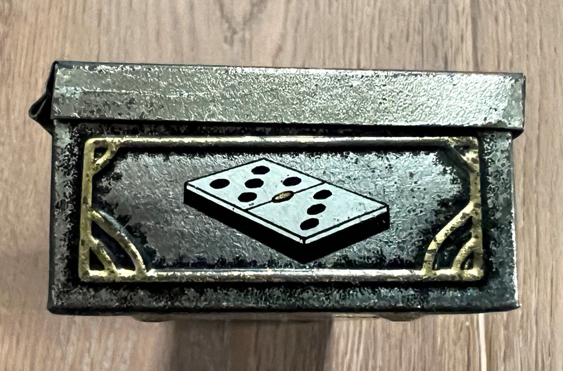 Schnebli Barattoli: antike Blechdose Schnebli Baden "DOMINO" ca. 1908 – Usato da Rothrist venduto da Brandystar 5