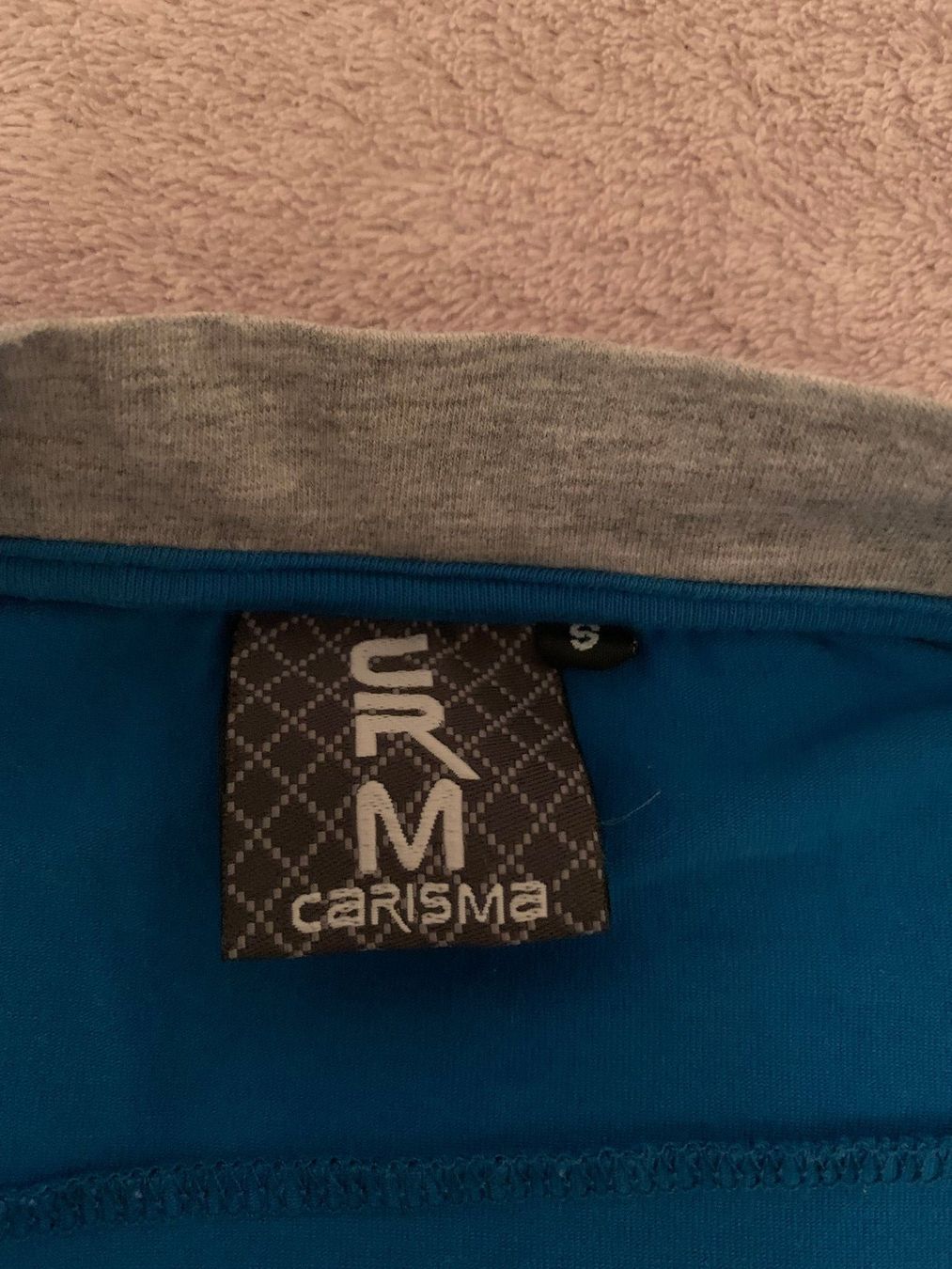 T-Shirts: CARISMA TShirt eng himmelblau Grösse S – Gebraucht aus Sementina von RiccardoCo 2