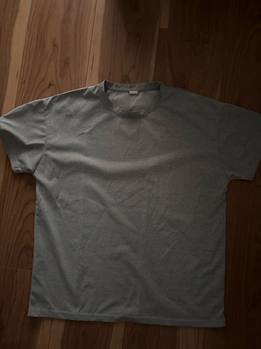 T-shirt: T-Shirt  – Nuovo (secondo la descrizione) da Dübendorf venduto da dor_2yvd