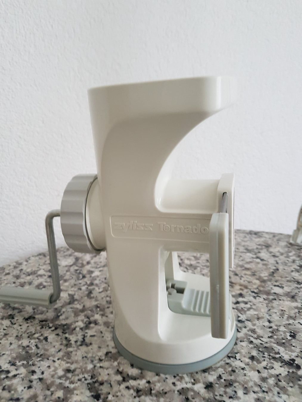 Zyliss Elettrodomestici da cucina: Zyliss Fleischwolf TORNADO NEU – Usato da Wallisellen venduto da Swissline11 3