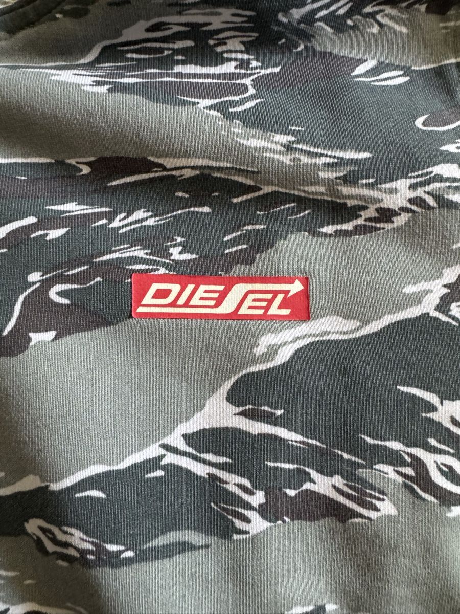 Diesel Pullover & Sweatshirts: Diesel Zip Hoodie Kapuzenpullover – Gebraucht aus Vionnaz von b_f_d_r_g 4