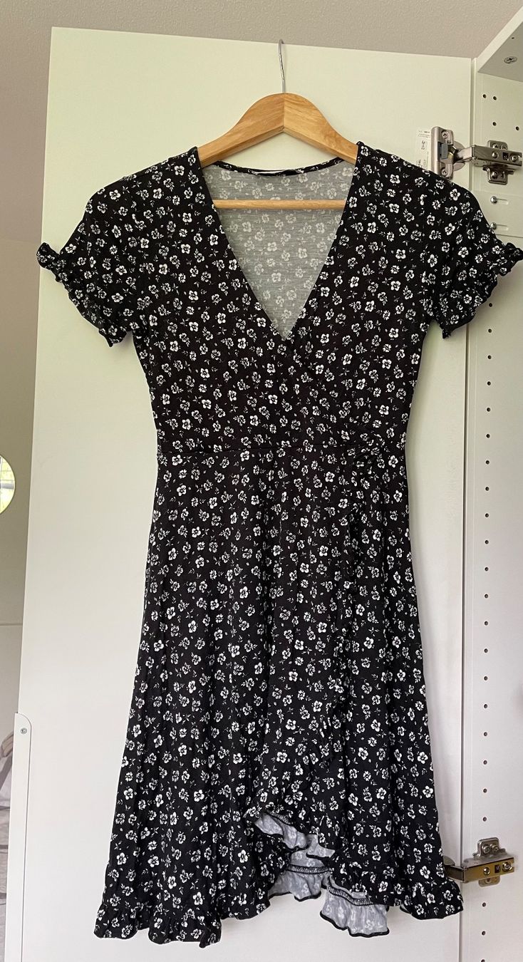 Vestiti: Robe Pull&Bear – Nuovo (secondo la descrizione) da Biel/Bienne venduto da lisalrh