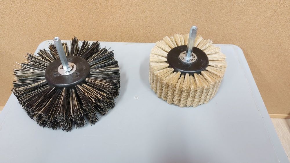 Brosse à Pot de Fleurs Redecker, Brosses pour Pots de Fleurs - Botanique Editions