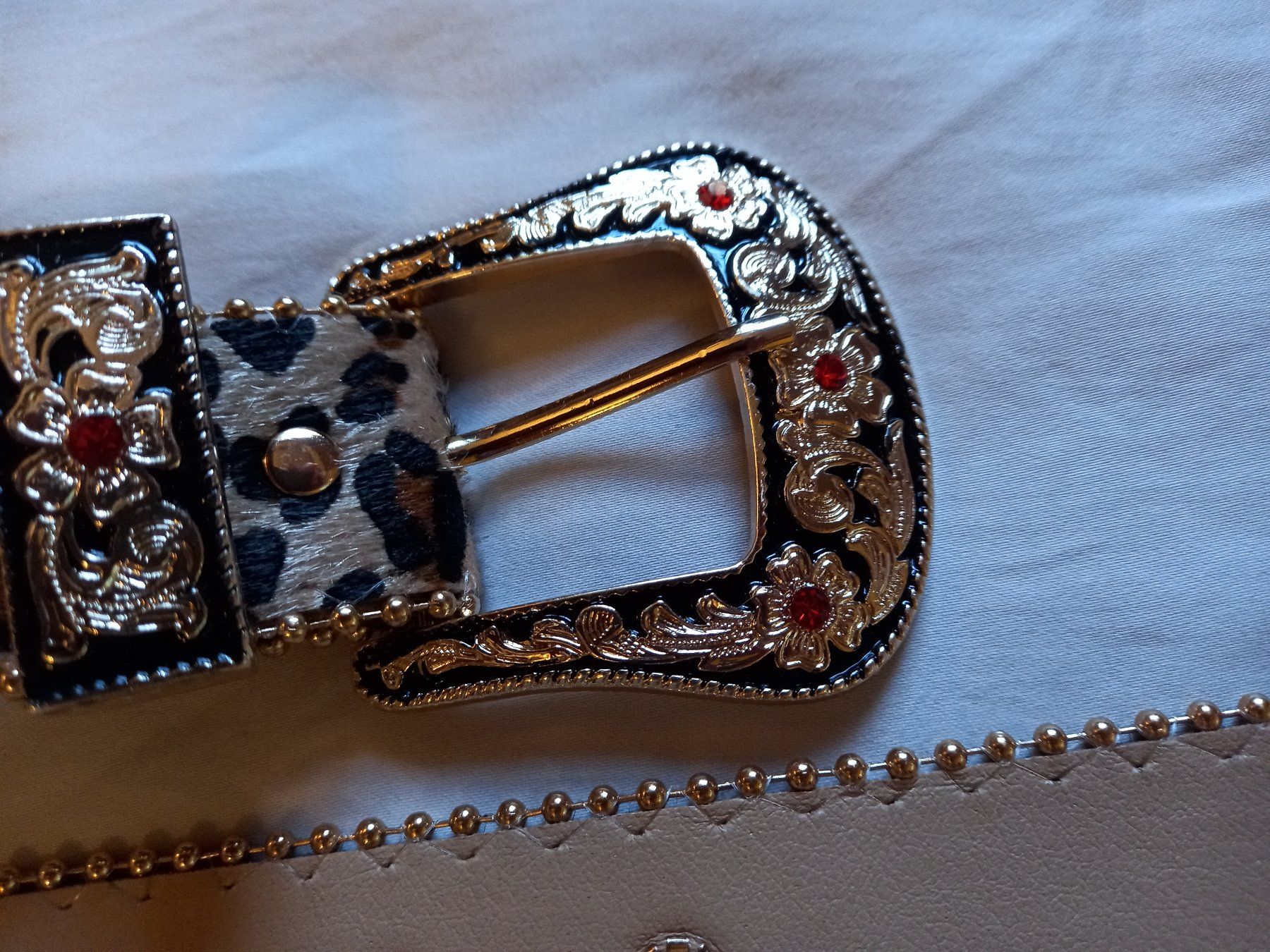Gürtel: Leopardengürtel mit Strasssteinen im Vintage-Stil mit golden – Neu und originalverpackt aus Lausanne von FASHION-WORLD-SHOP 7