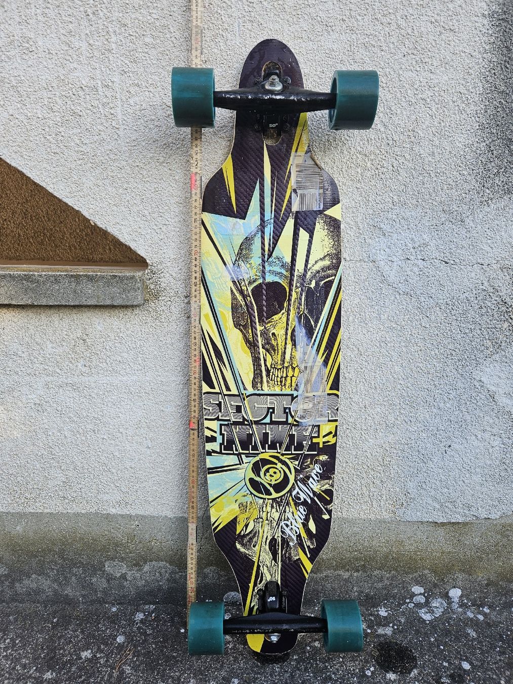 Sector 9 Skateboards: Longboard Sector 9 Blue Wave gebraucht  – Usato da Worb venduto da 19s_88fn 1