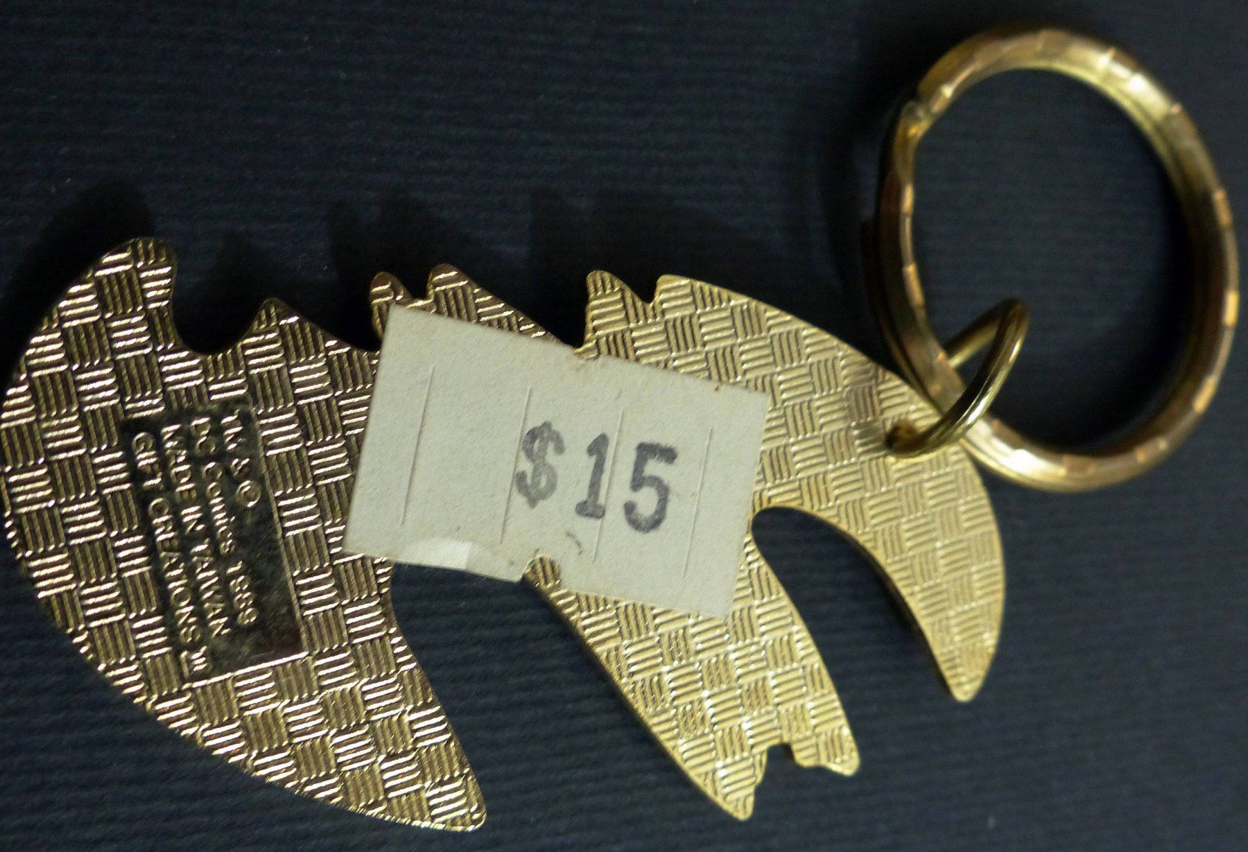 Portachiavi: BATMAN BATWING RARE METAL KEY CHAIN DC COMICS 1989 – Nuovo (secondo la descrizione) da Lugano venduto da YouWantUS 1
