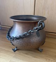 Kupfertopf mit Kette und Fuss 20cm hohes dekoratives Objekt