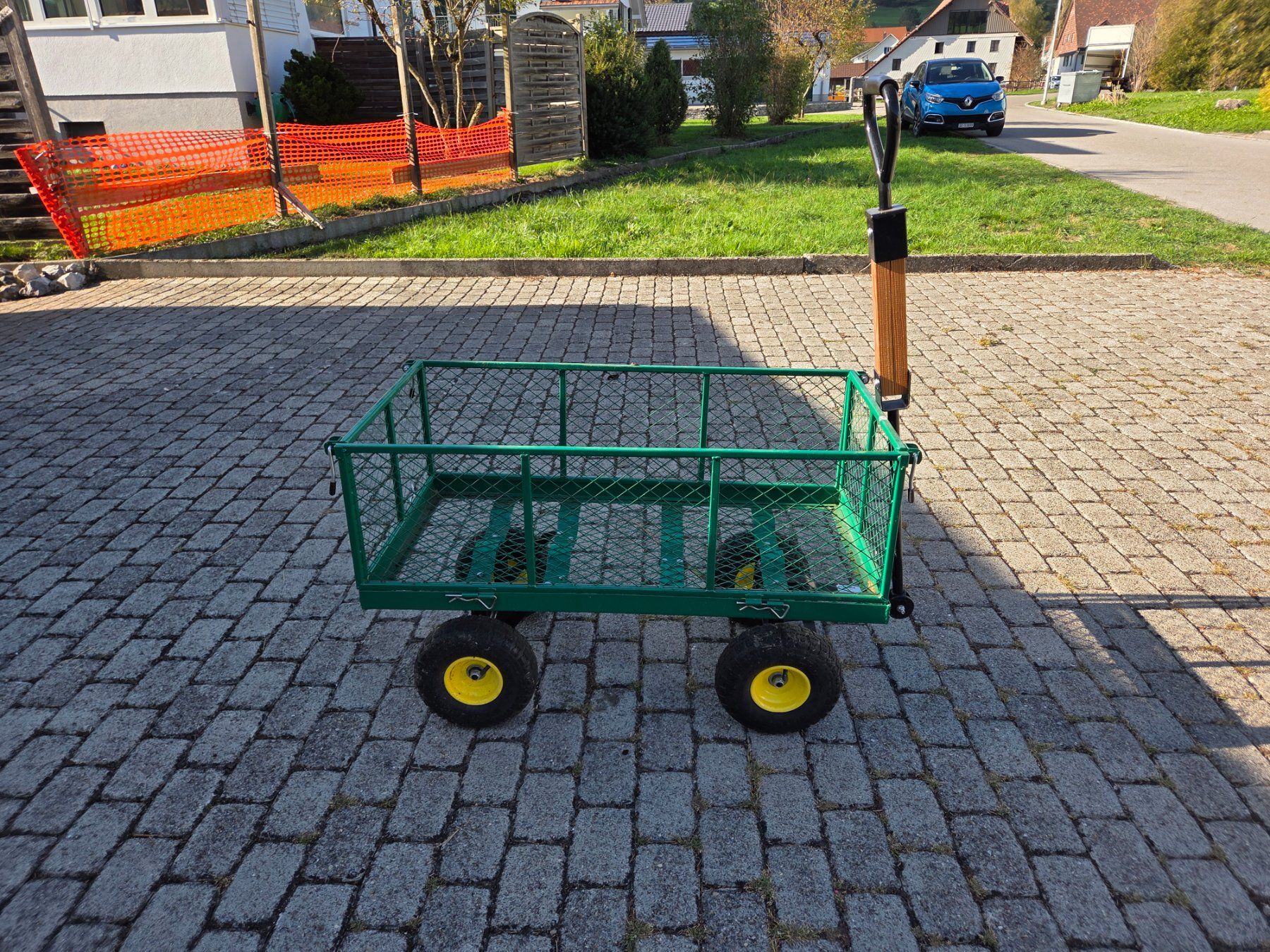 Carriole: Tectake Bollerwagen Metall – Usato da Matzendorf venduto da chicaela 1