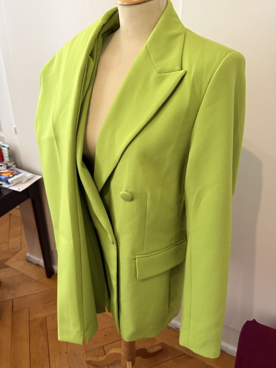 Anzüge & Kostüme: Ensemble tailleur vert citron – Neu und originalverpackt aus Le Locle von tchanatakoua 2